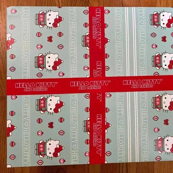 New Gift Boxed Hello Kitty Christmas 60" x 90" Plush Sherpa Throw Blanket green - Picture 5 of 5